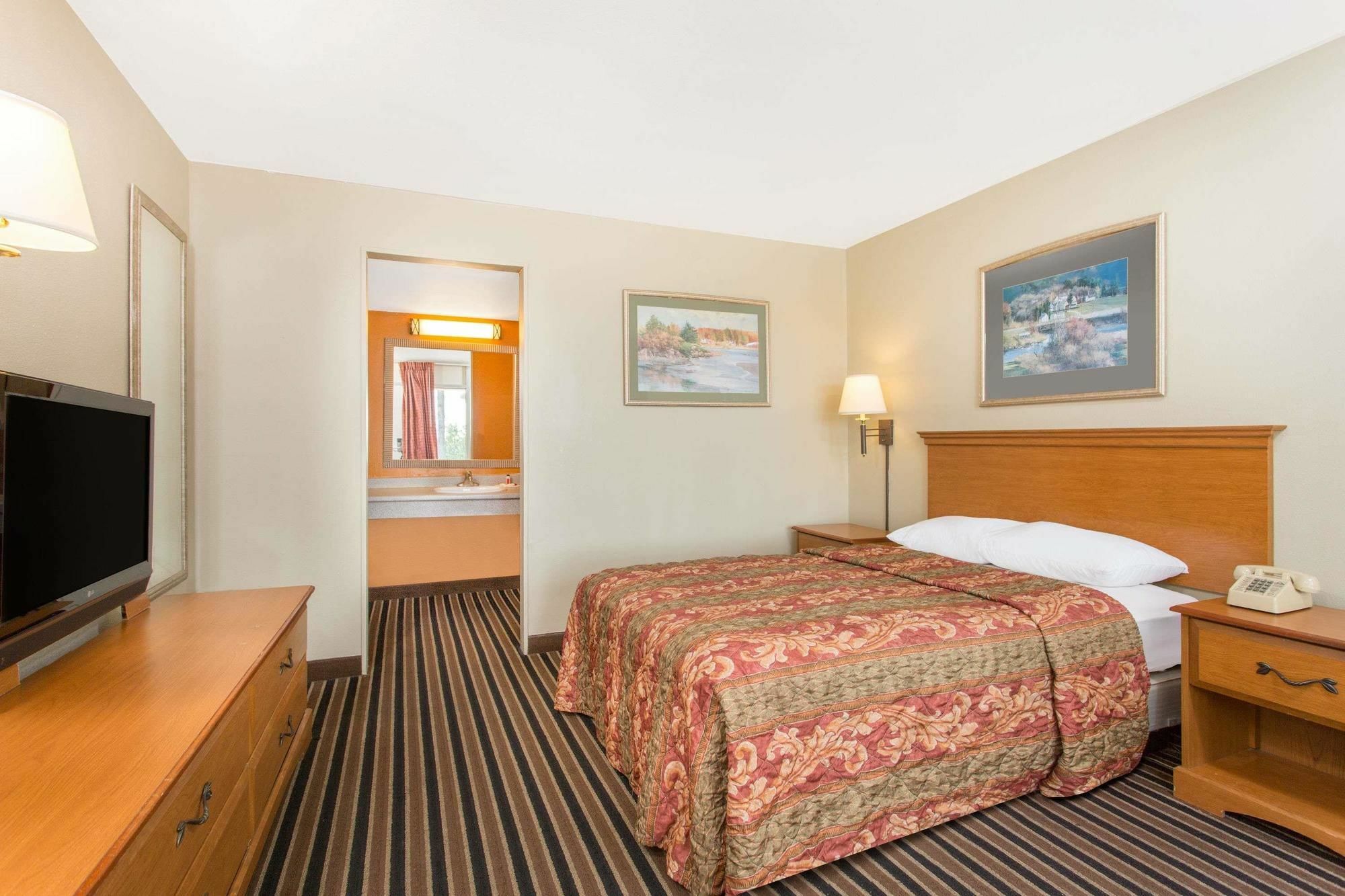 Garden Inn Fredricksburg South Fredericksburg Esterno foto