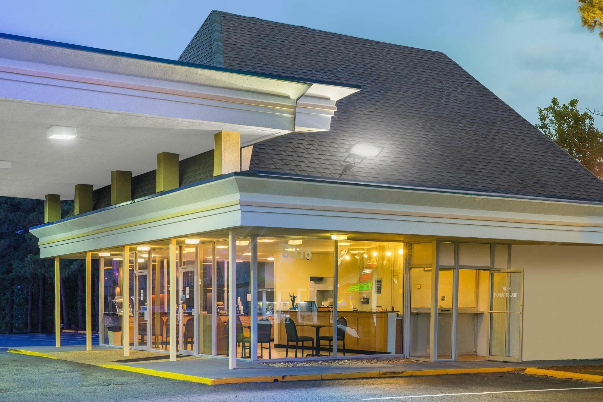 Garden Inn Fredricksburg South Fredericksburg Esterno foto